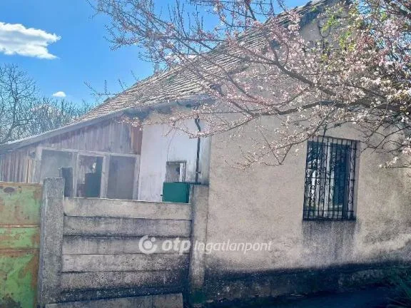Eladó ház Siklós 63 nm