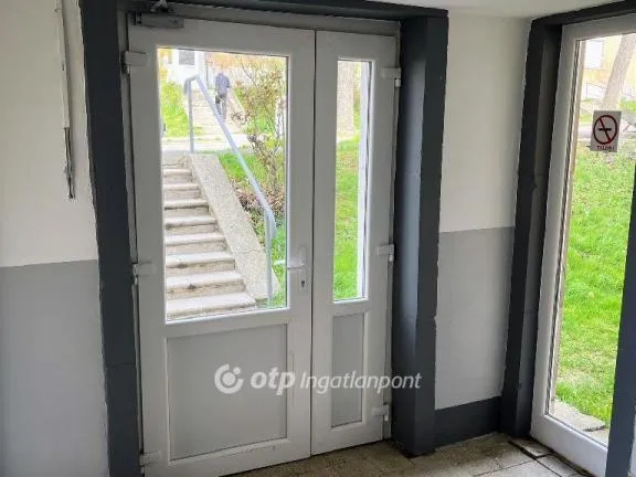 Eladó lakás Komló 54 nm