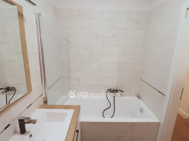 Eladó lakás Zamárdi 63 nm