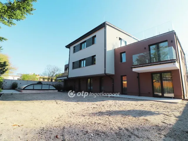 Eladó lakás Zamárdi 119 nm