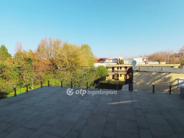 Eladó lakás Zamárdi 119 nm