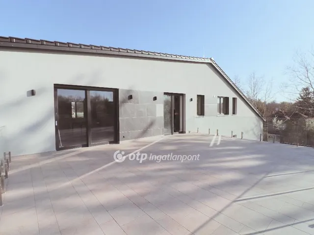 Eladó lakás Zamárdi 119 nm