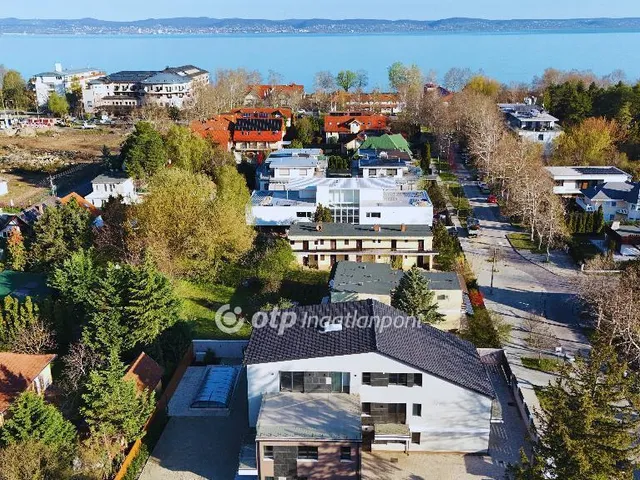 Eladó lakás Zamárdi 119 nm