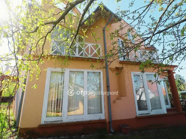 Eladó ház Siófok 225 nm
