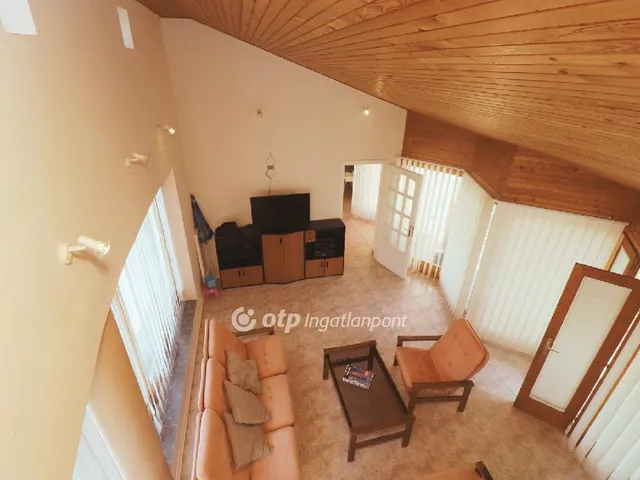 Eladó ház Siófok 225 nm