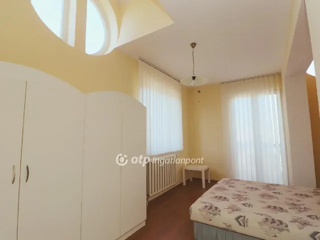 Eladó ház Siófok 225 nm