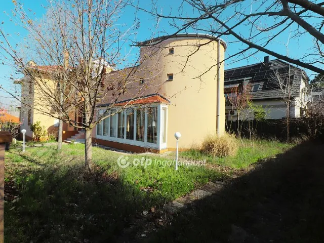 Eladó ház Siófok 225 nm