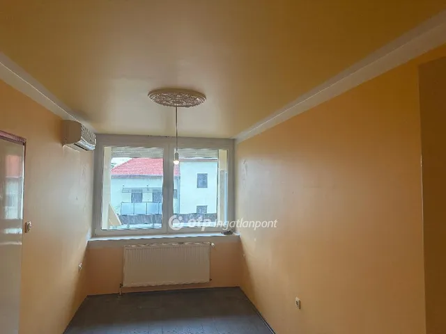 Eladó lakás Szigetvár 70 nm