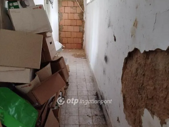 Eladó kereskedelmi és ipari ingatlan Sásd 157 nm