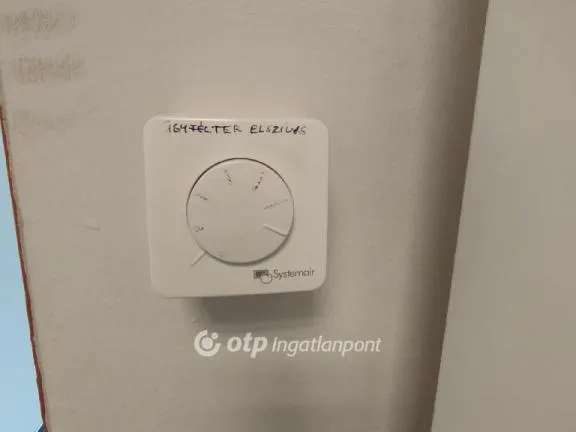 Eladó kereskedelmi és ipari ingatlan Sásd 157 nm