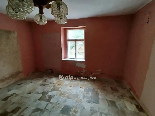 Eladó ház Pécs 28 nm