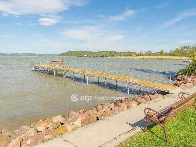 Eladó lakás Szántód 93 nm