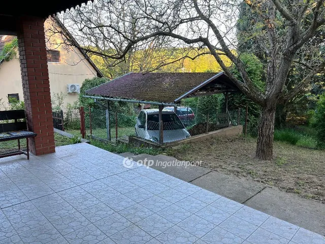 Eladó telek Gyód 1085 nm