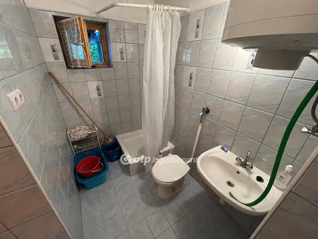 Eladó telek Gyód 1085 nm