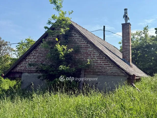 Eladó telek Túrony 3456 nm