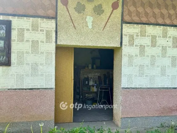 Eladó telek Túrony 3456 nm