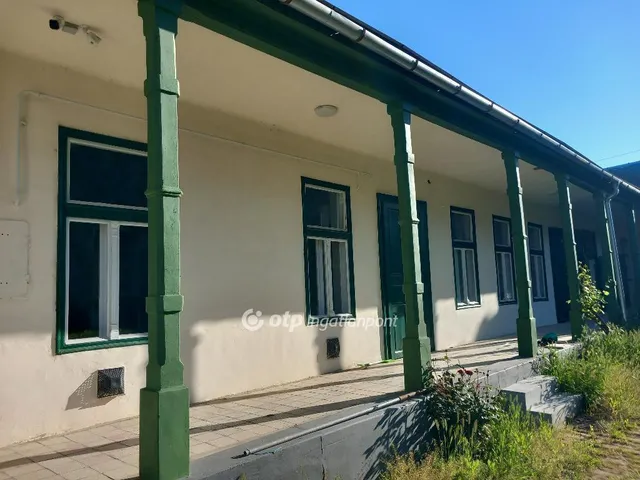 Eladó ház Bátaszék 126 nm