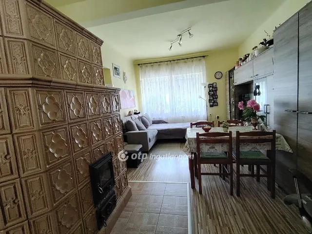 Eladó ház Egerág 95 nm