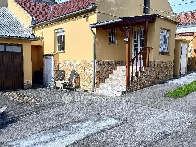 Eladó ház Pécs 80 nm