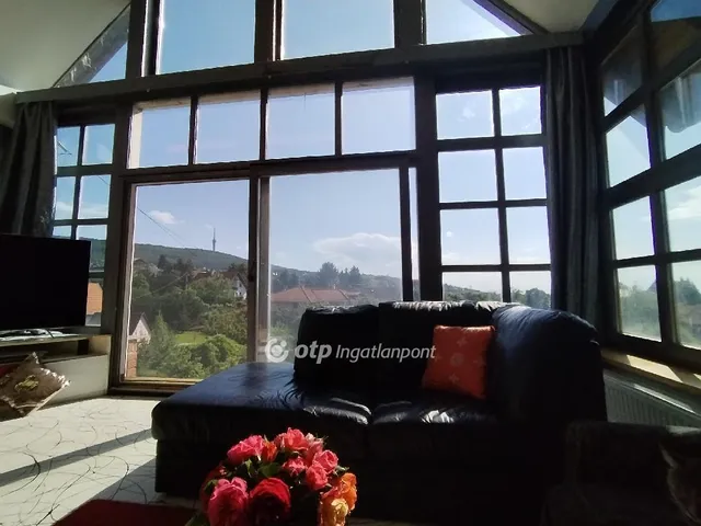 Eladó ház Pécs, Donátus 310 nm
