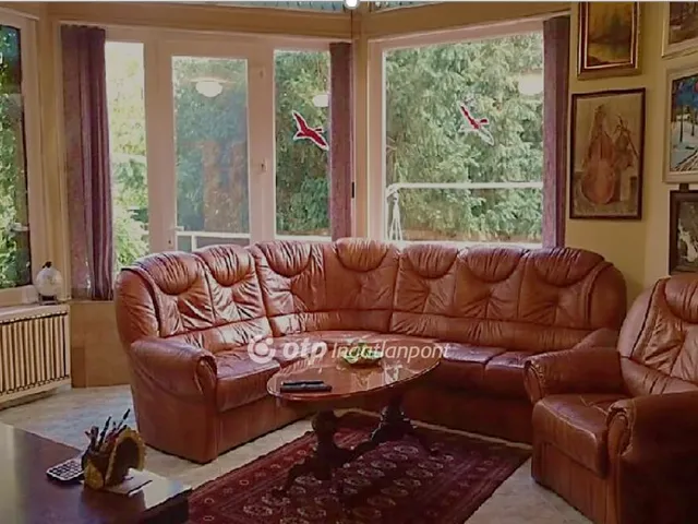 Eladó ház Pécs 250 nm