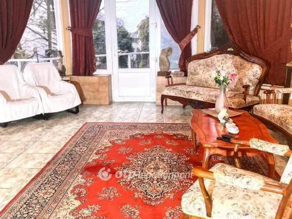 Eladó ház Pécs 250 nm