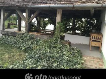 Eladó kereskedelmi és ipari ingatlan Villány 305 nm