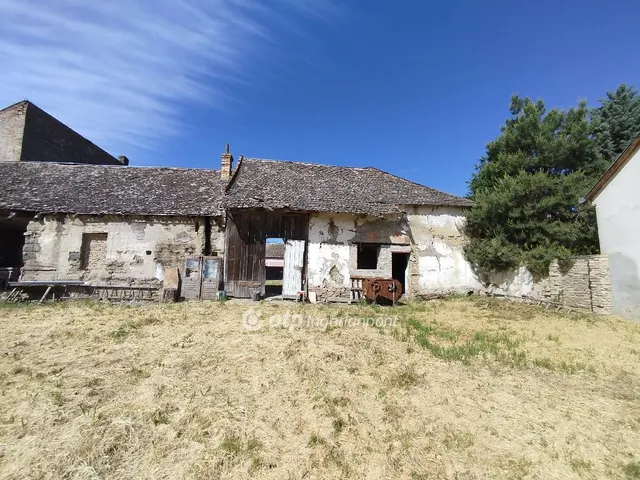 Eladó ház Bátaszék 126 nm