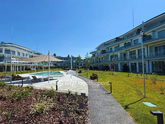 Eladó lakás Balatonszemes 62 nm