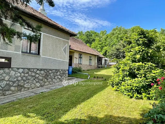 Eladó ház Csikóstőttős 153 nm