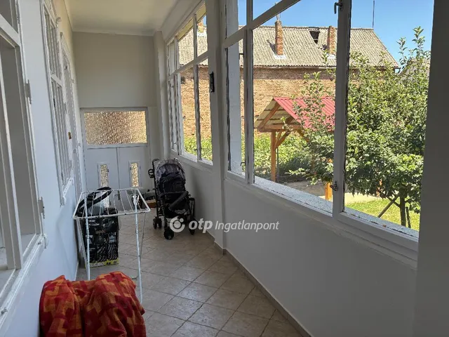 Eladó ház Véménd 195 nm