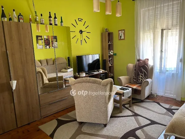 Eladó ház Véménd 195 nm