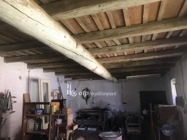 Eladó ház Nagynyárád 200 nm