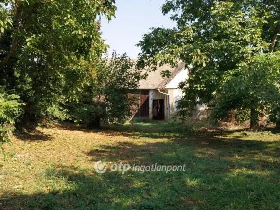 Eladó ház Nagynyárád 200 nm