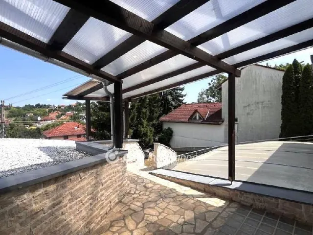 Eladó ház Pécs 363 nm