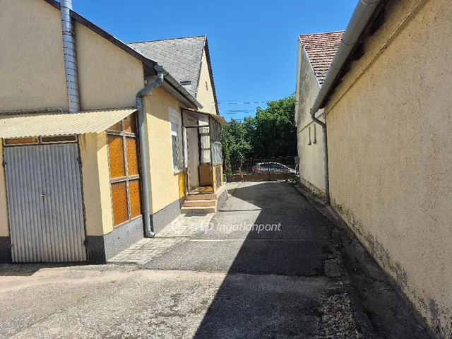 Eladó ház Himesháza 120 nm