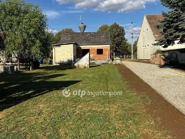 Eladó ház Ócsárd 90 nm