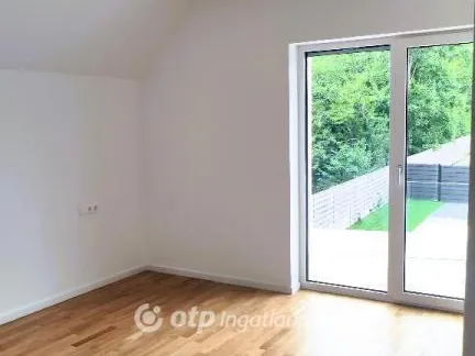 Eladó ház Balatonakarattya 168 nm