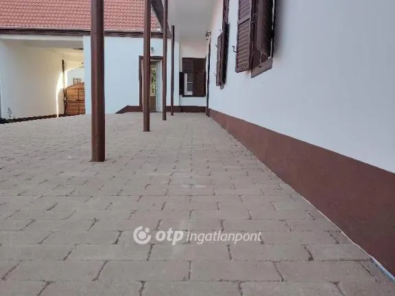 Eladó ház Véménd 150 nm