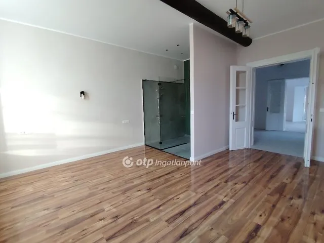 Eladó ház Véménd 150 nm