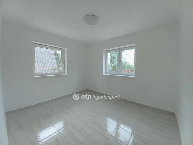 Eladó üdülő és hétvégi ház Balatonmáriafürdő 75 nm