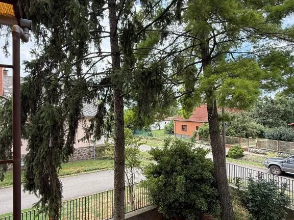 Eladó ház Geresdlak 200 nm