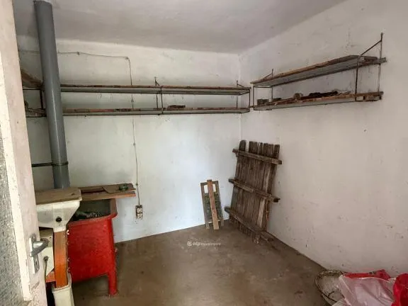 Eladó ház Geresdlak 200 nm