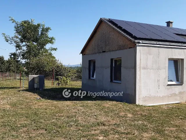 Eladó ház Kozármisleny 78 nm