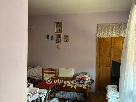 Eladó ház Cserkút 180 nm