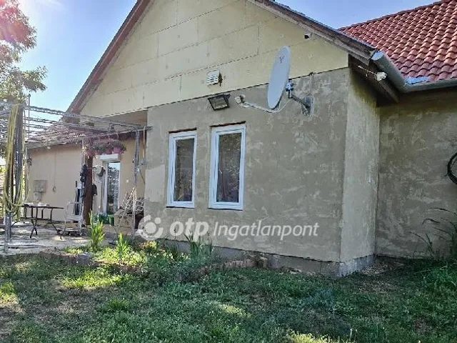 Eladó ház Szava 98 nm
