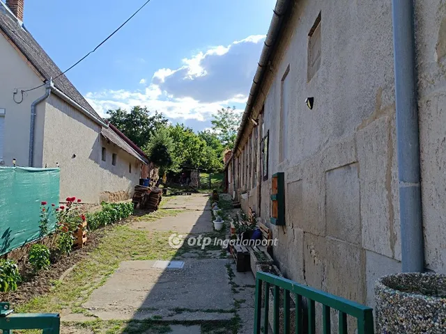 Eladó ház Görcsöny 135 nm