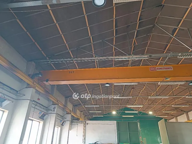 Eladó kereskedelmi és ipari ingatlan Paks 1732 nm