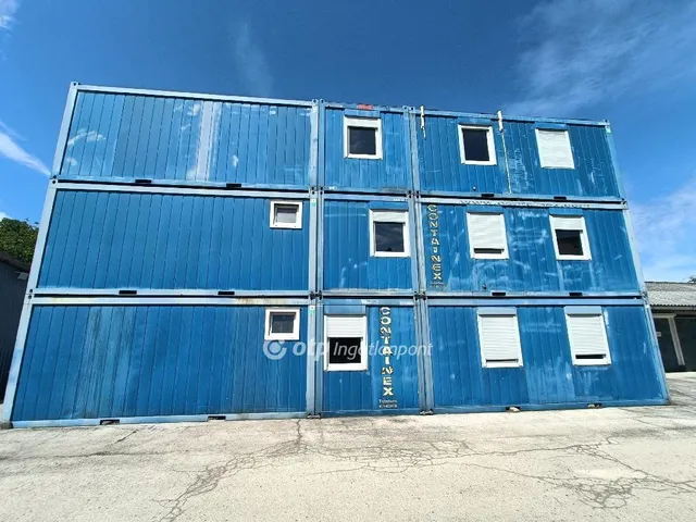 Eladó kereskedelmi és ipari ingatlan Paks 2732 nm