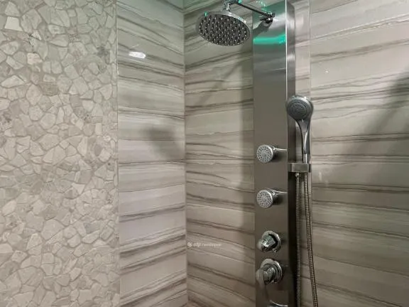 Eladó lakás Komló 56 nm